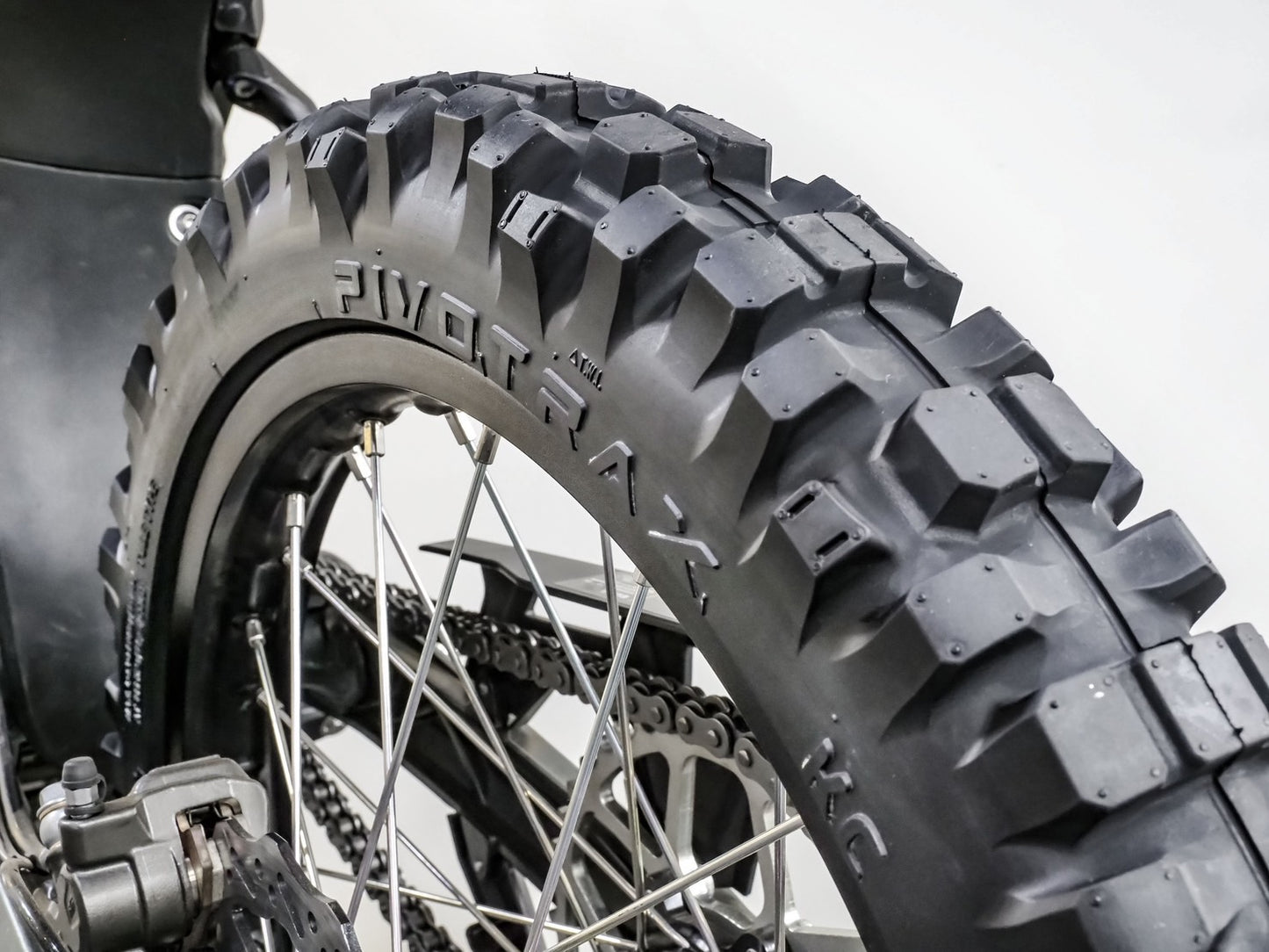 PIVOTRAX KC KilowattClimber E-Bike Tire 80/100-19 Position: Rear Compatible with: Surron, Talaria